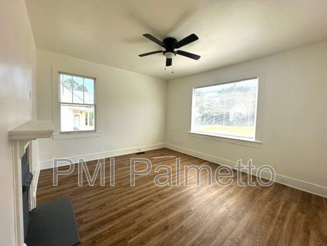 Photo - 188 Columbia Rd