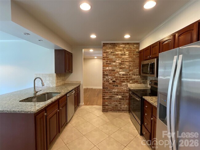 Photo - 3917 Kitley Pl
