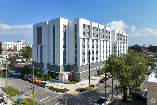 Slate Miami Apartments