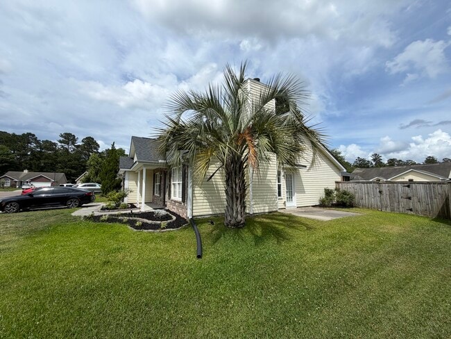 Photo - 306 Springdale Ct