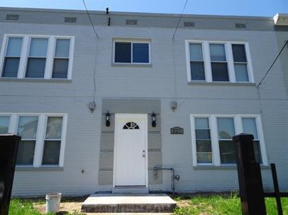Building Photo - 1625 Butler St SE Unit # 3