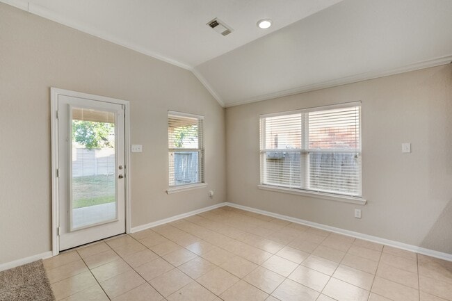 Building Photo - 7219 Palmito Ranch Dr
