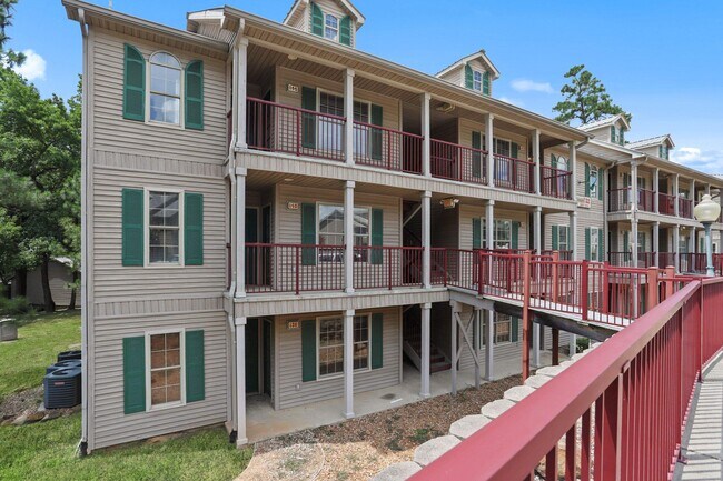 Residences at Piney Shores