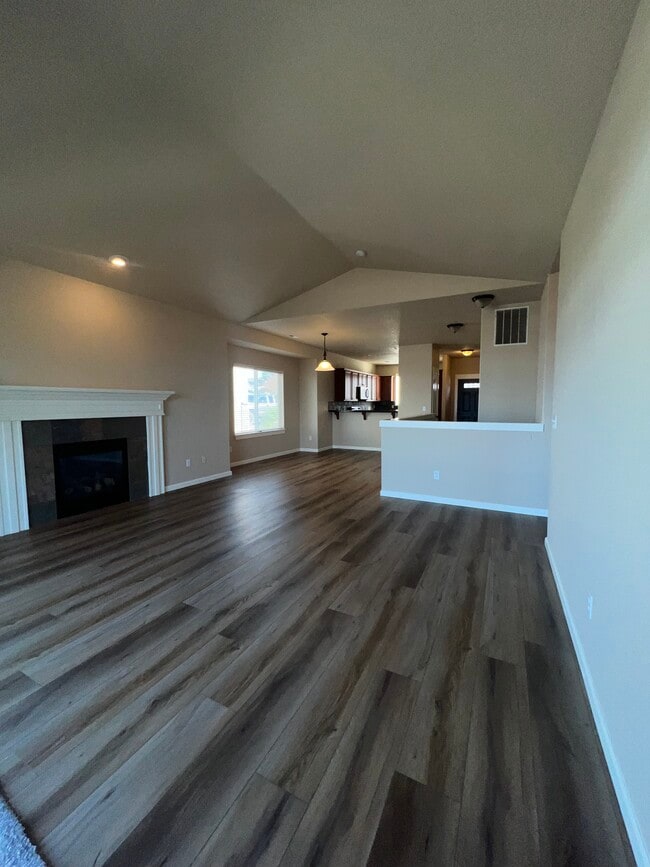 Photo - 1235 SW 10th Way