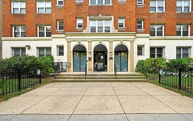 Photo - Spacious 2 BR/2 BA 2-Level Condo in Columb...