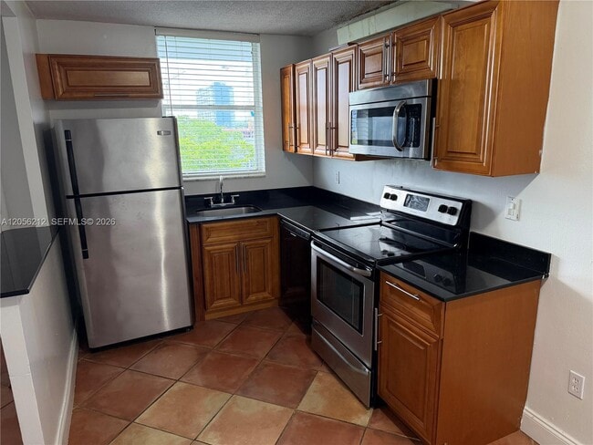 Building Photo - 1801 S Treasure Dr Unit 510