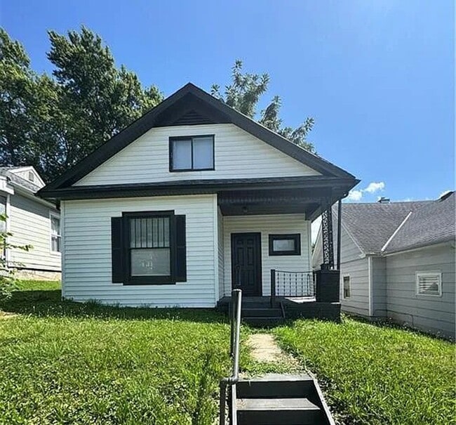 Building Photo - 3 bedroom 1 bath home