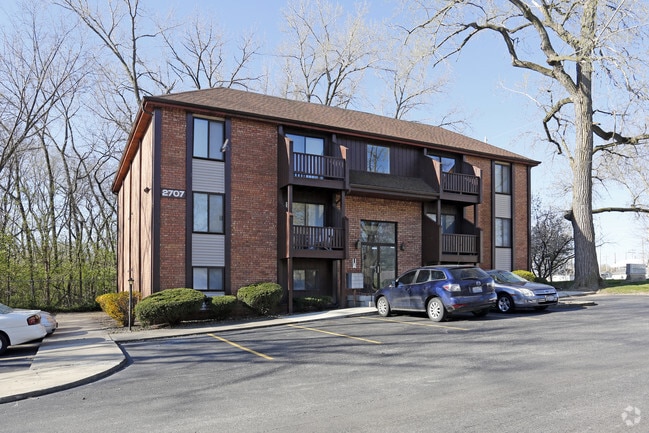 Edgewood Apartments - Edgewood Apartments