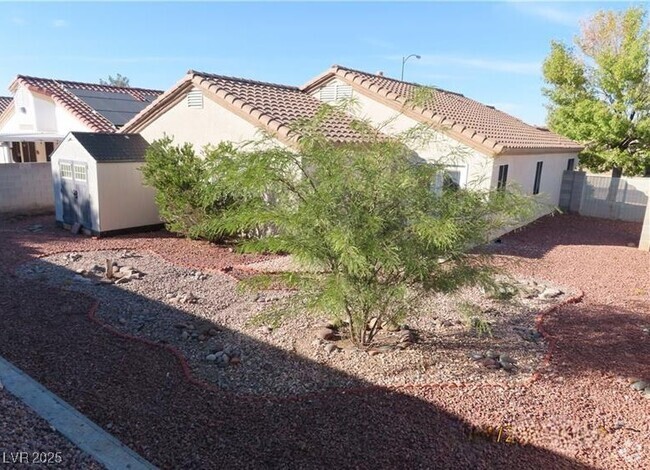 Building Photo - 991 Hidden Meadow Ave Rental