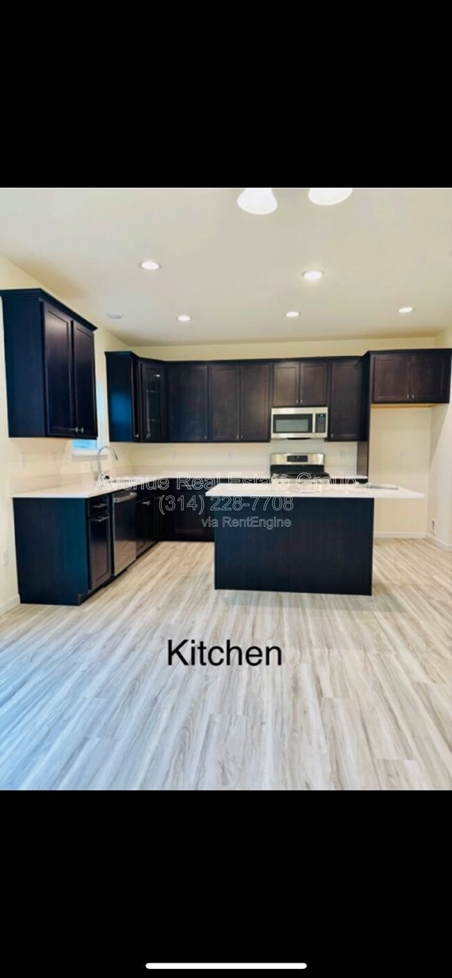 Photo - 928 Little Fieldstone Court