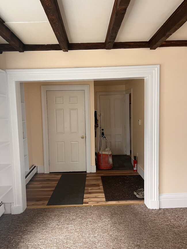 Photo - 66 S Maple St Unidad A