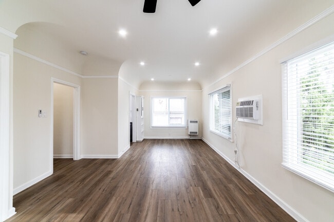 Photo - 211 N Berendo St Unit 1/2