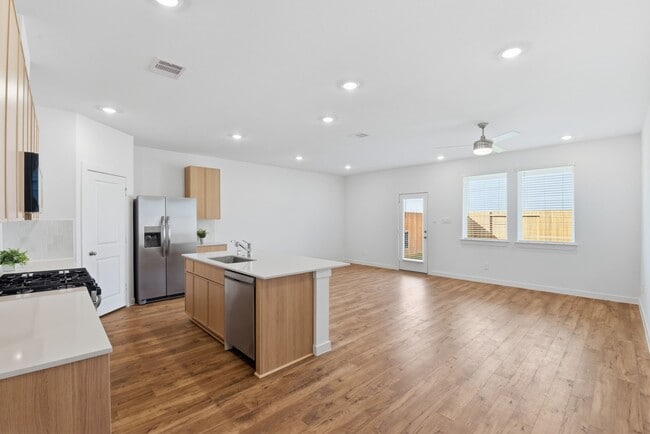 Photo - 3534 Blue Mockingbird St