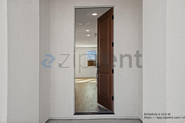 Photo - 412 Gold Coast Rd