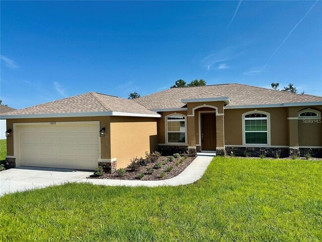 Building Photo - 13075 House Finch Rd