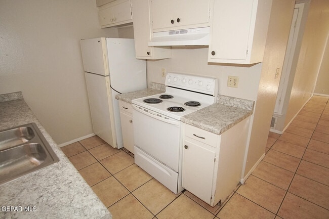 Photo - 5233 Carousel Dr Unidad 3