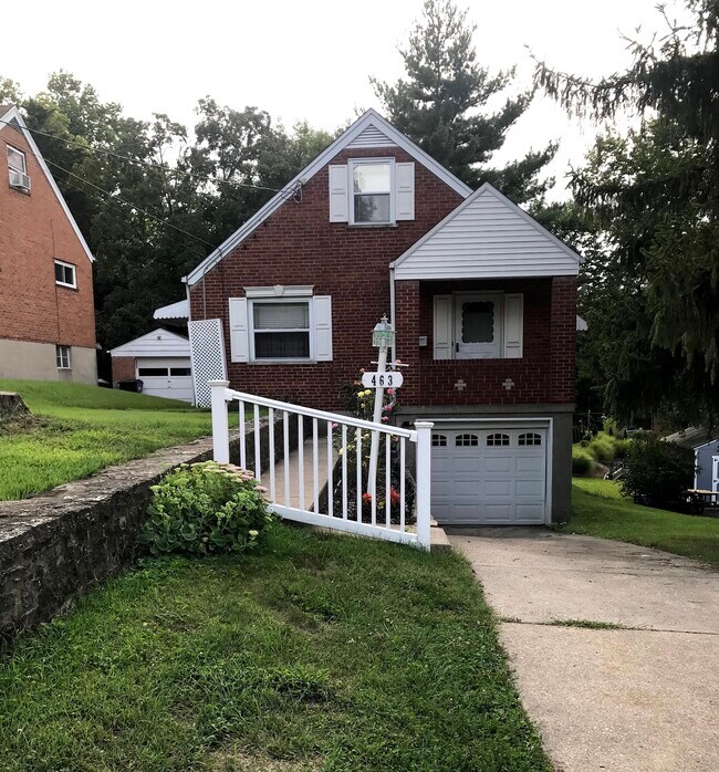 Photo - 463 Leath Ave