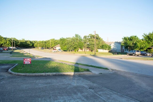 Photo - 1210 webhollow Cir