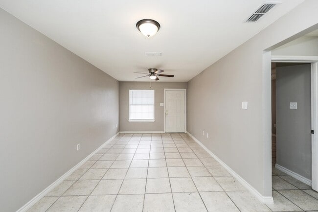 Photo - 2220 Santa Cleotilde Ave Unit 3