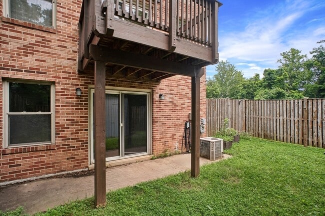 Photo - 5128 Cliffhaven Dr