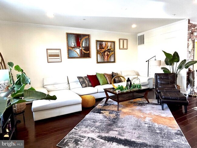 Photo - 11397 Sandhurst Pl