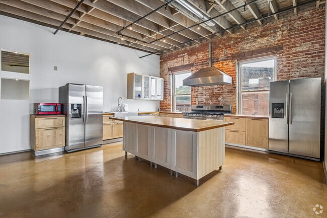 Interior Photo - Harrison Terminal Lofts