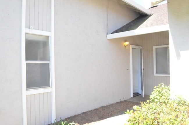 Photo - 759 Valley Green Dr