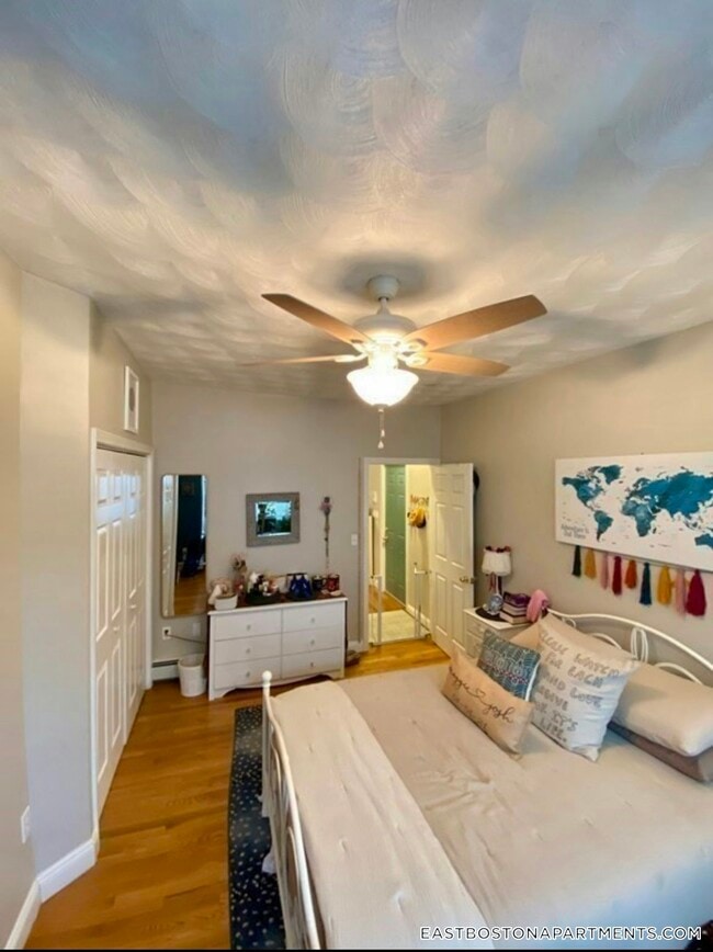 Photo - 171 Brooks St Unidad 1