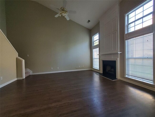 Photo - 2623 Davenham Ln