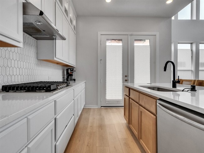 Photo - 19707 Curved Steel Dr