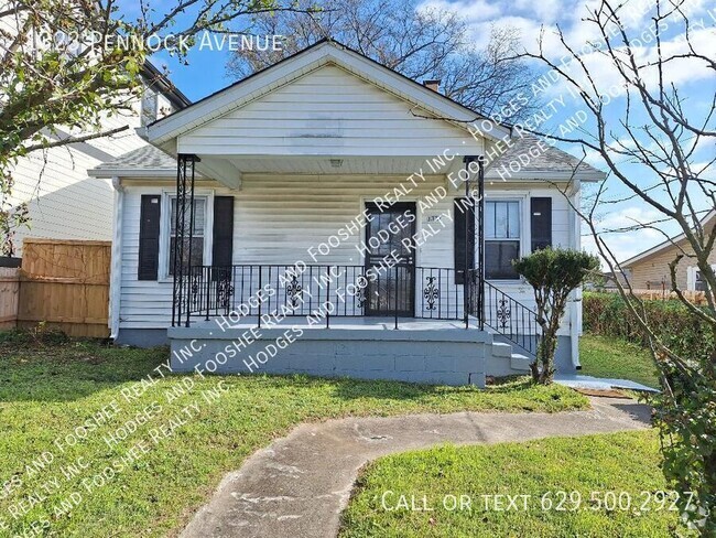 Building Photo - Cute Cottage with Fenced Back Yard Near Ea... Rental