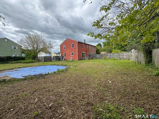 Photo - 301 McGrath Ct