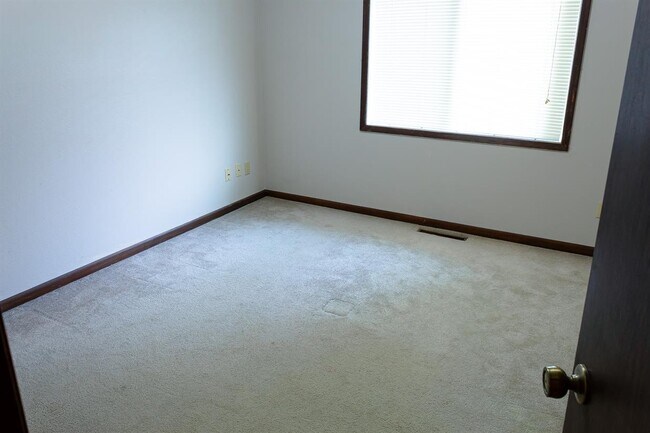 Photo - 343 Willow Wind Pl