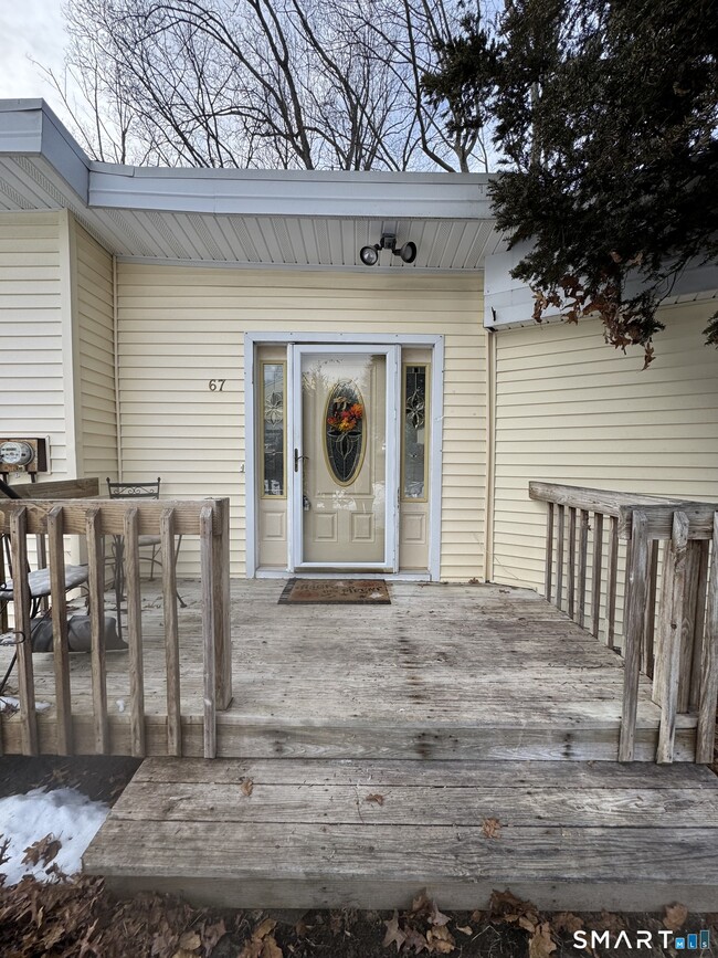 Photo - 67 Oronoque Trail