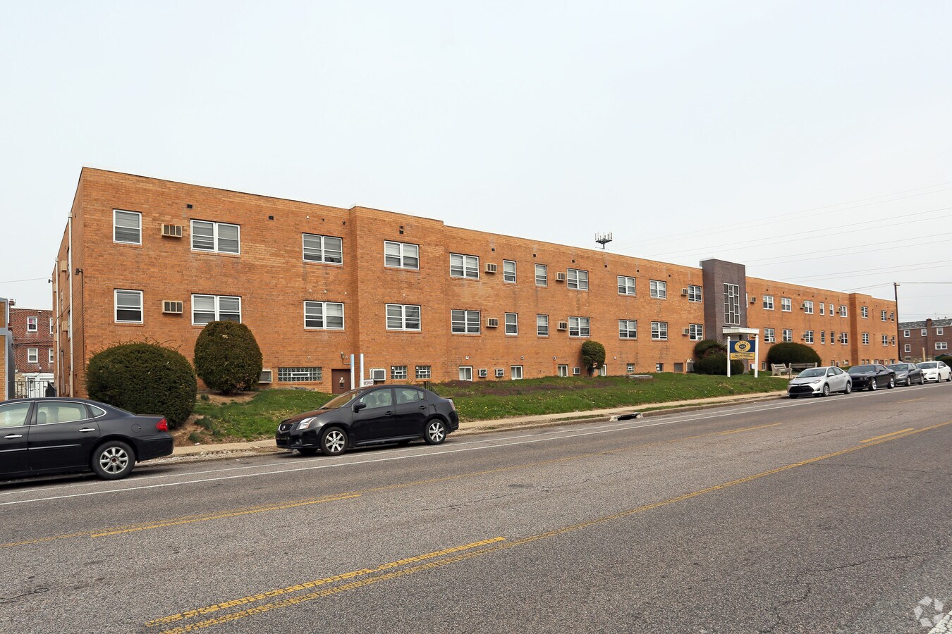 Tyson Arms - Tyson Arms Apartments