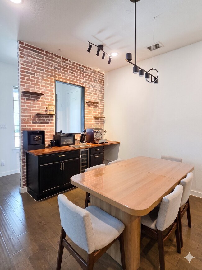 Photo - 7286 Sprangletop St