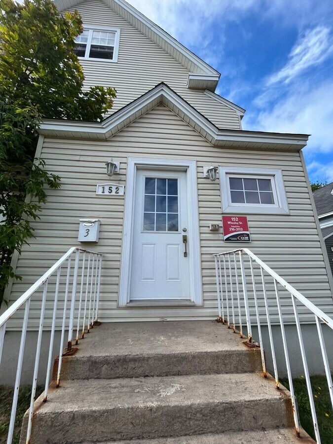 Photo - 152 Wesley St Unit 2