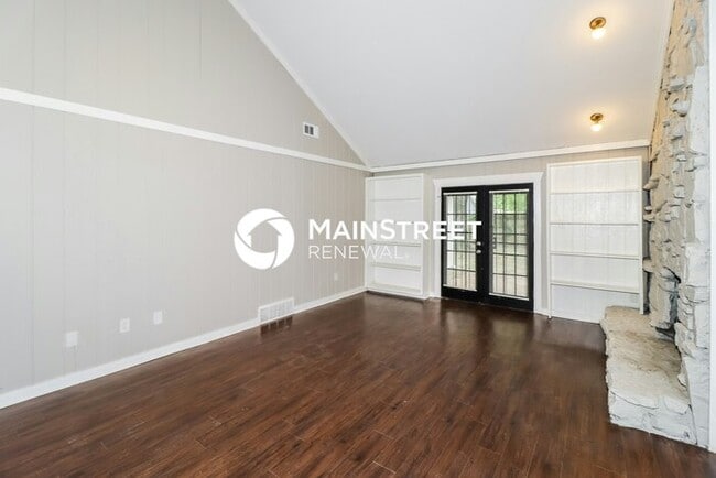 4 Bedroom Pet-Friendly Home in Memphis, TN with Main Street Renewal