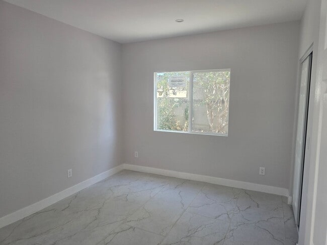 Photo - 133TH - HAWTHORN Unit A