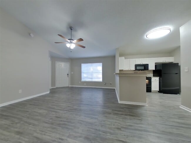 Photo - 3114 Kelling St