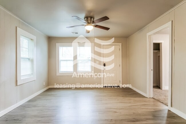 Photo - 212 N Walnut Ave