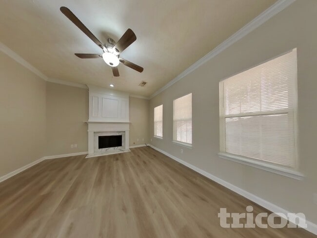 Photo - 6844 Bridgewood Dr