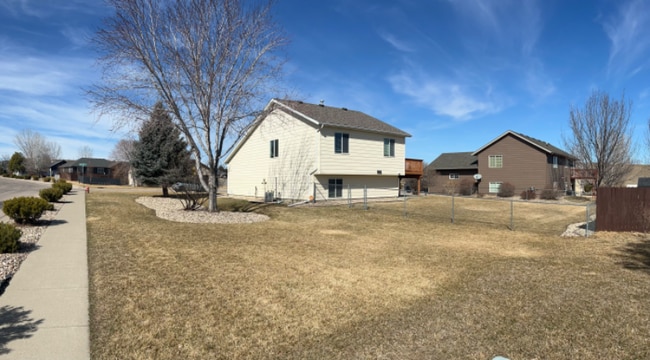 Photo - 4012 Grapevine Ln