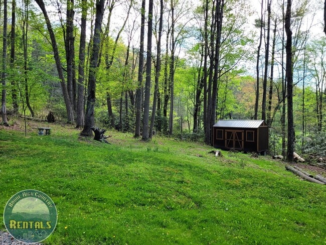 Photo - Beautiful 1 Bedroom Home with a Loft