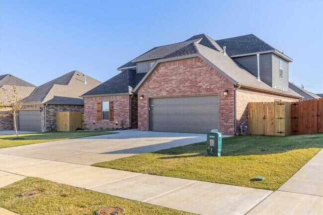 Photo - 7005 SW High Meadow Blvd