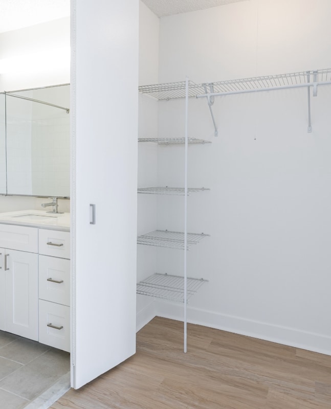 Photo - 211 E Wacker Dr