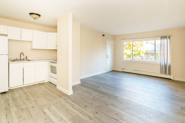 Photo - 3016 Pleasant Ave Unit 101