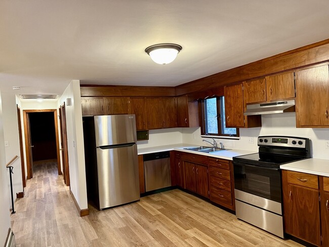 Photo - 66 Milliken Ave