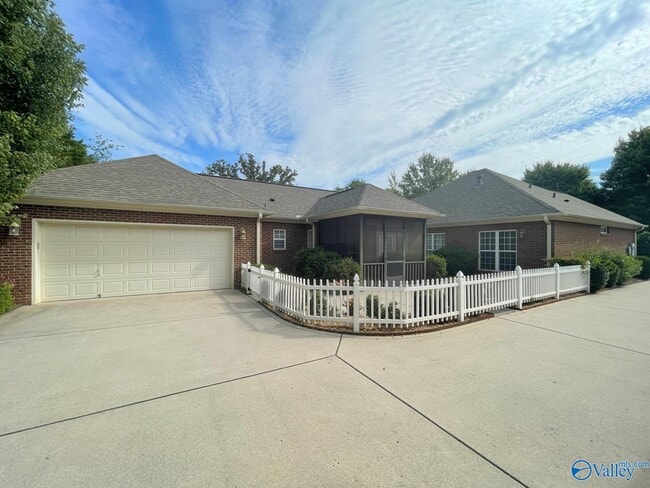 Photo - 28 Belmont Pl