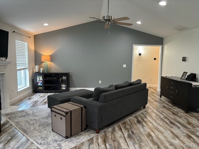 Photo - 2617 Lauren Lake Dr